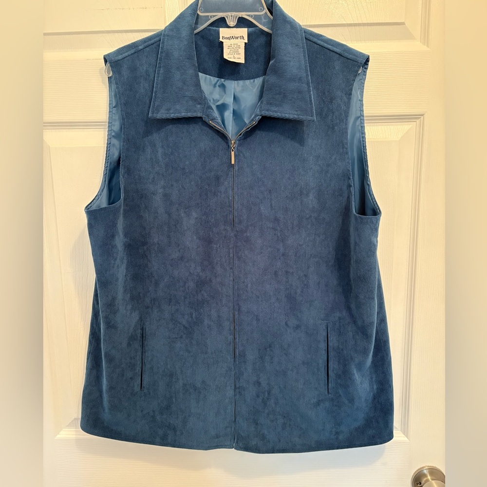 BonWorth Women’s Blue Sleeveless Lined Vest Size L